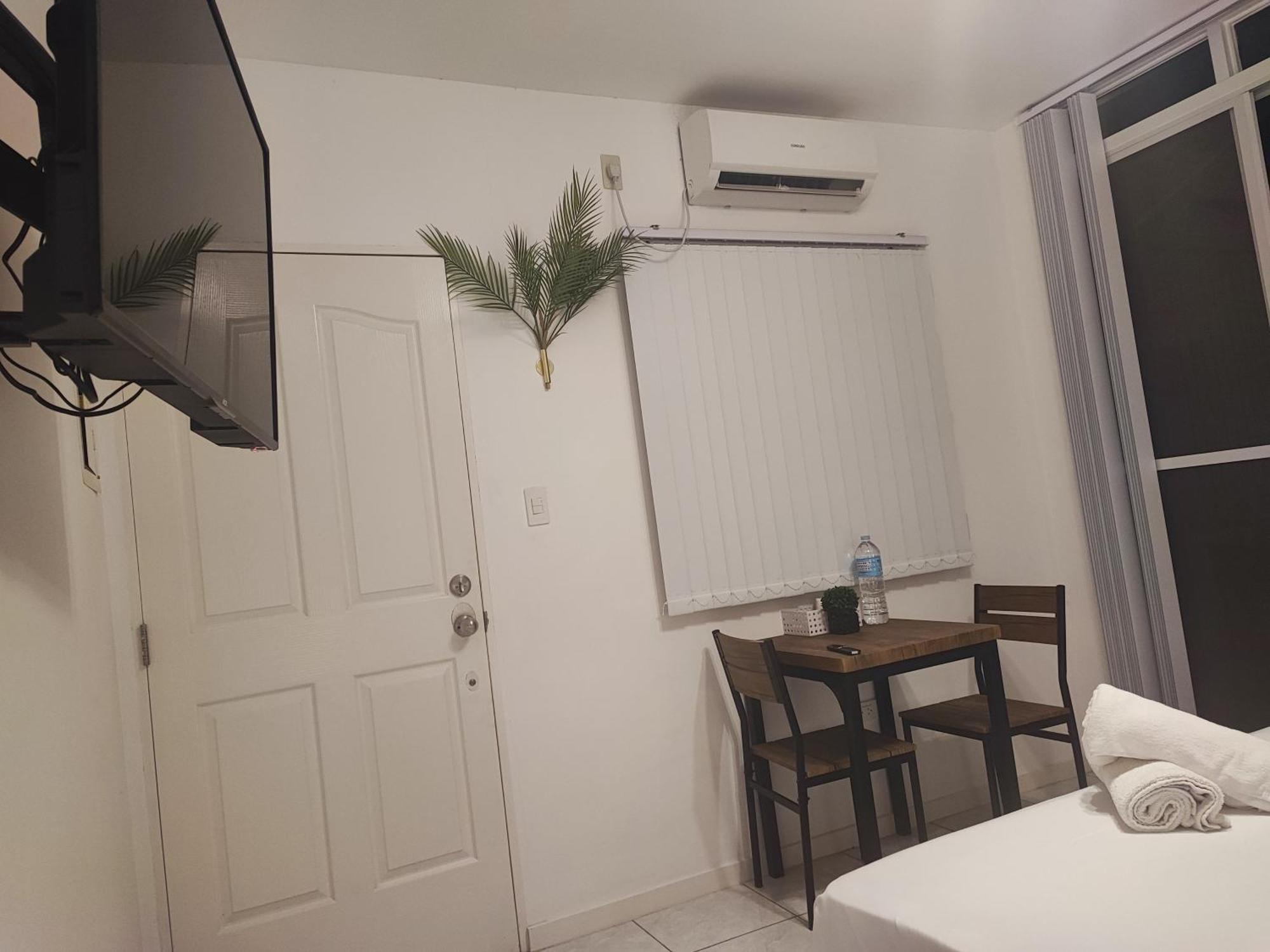 Bonsai Jacuzzi Suites Панглао Екстер'єр фото